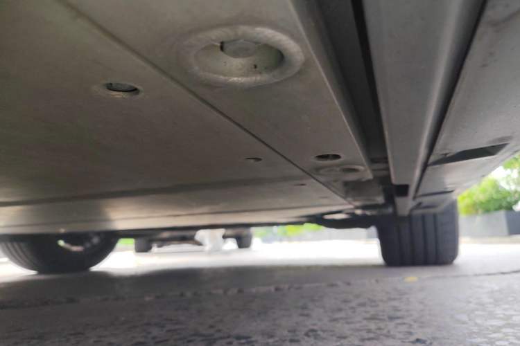 Used Zeekr 009 2022 WE Edition Chassis Rear Left