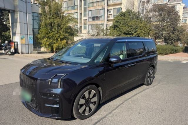 Used Zeekr 009 2022 WE Edition