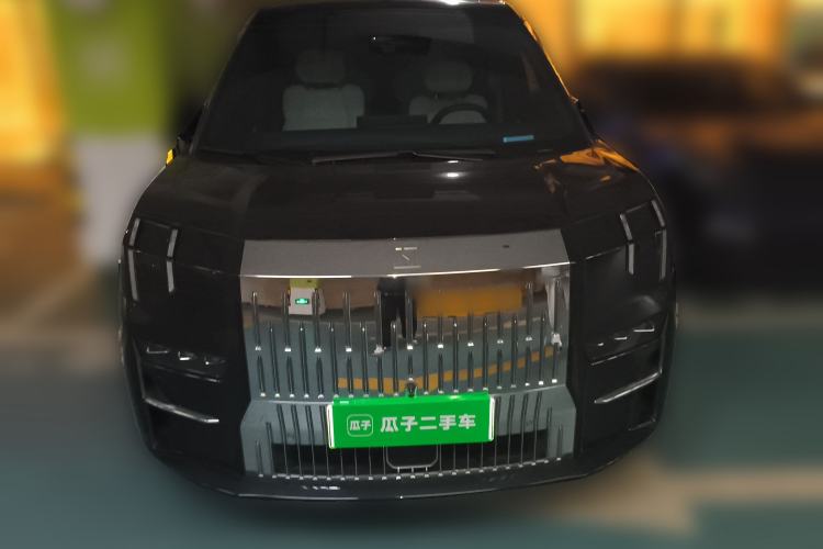 Used Zeekr 009 2022 WE Edition Exterior 1