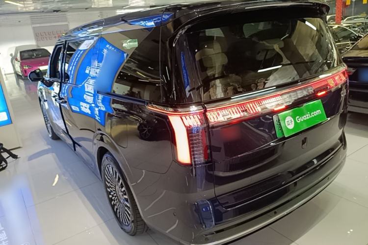 Used Zeekr 009 2022 WE Edition Exterior 2