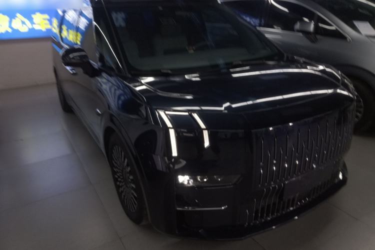Used Zeekr 009 2022 WE Edition Exterior 2
