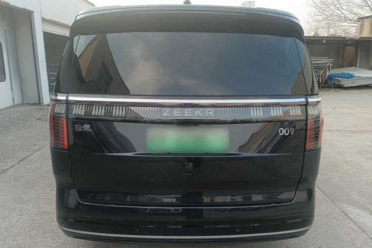 Used Zeekr 009 2022 WE Edition Exterior 4