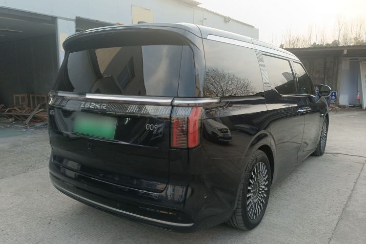Used Zeekr 009 2022 WE Edition Exterior 5