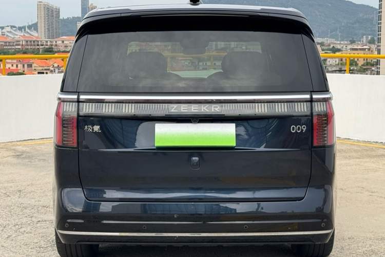 Used Zeekr 009 2022 Revised WE Version Exterior 8