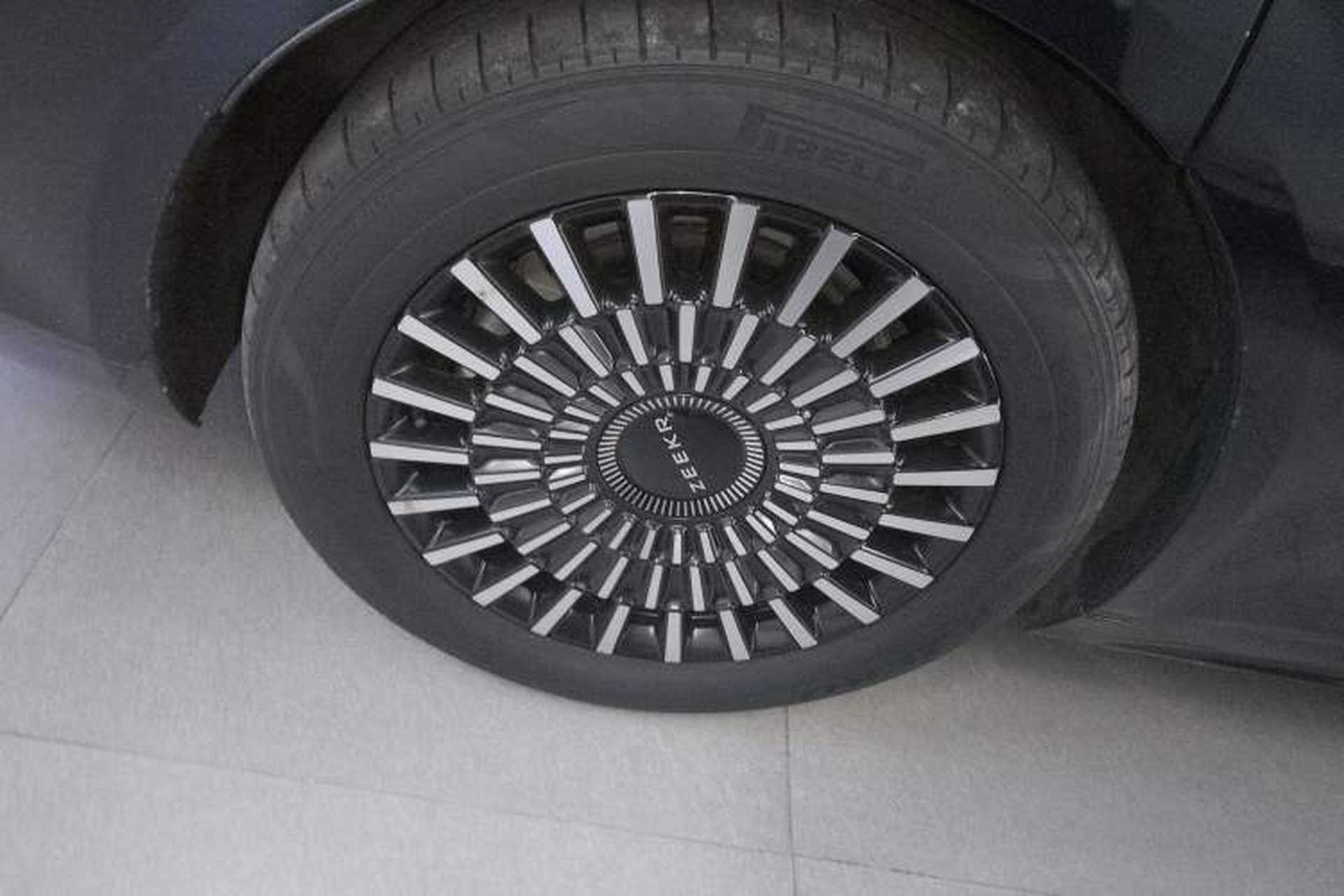 Used Zeekr 009 2022 WE Edition Exterior 8