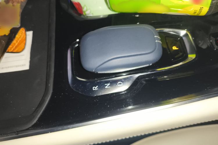 Used Zeekr 009 2022 WE Edition Gear Lever