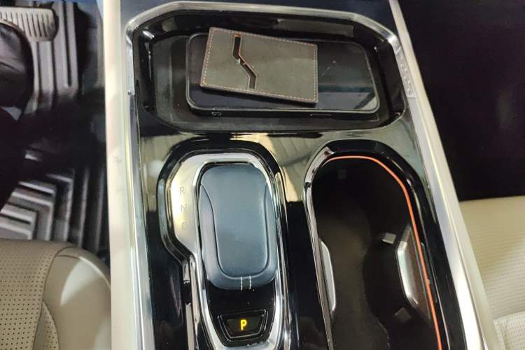 Used Zeekr 009 2022 ME Edition Gear Lever