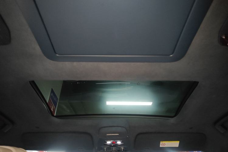 Used Zeekr 009 2022 WE Edition Headliner