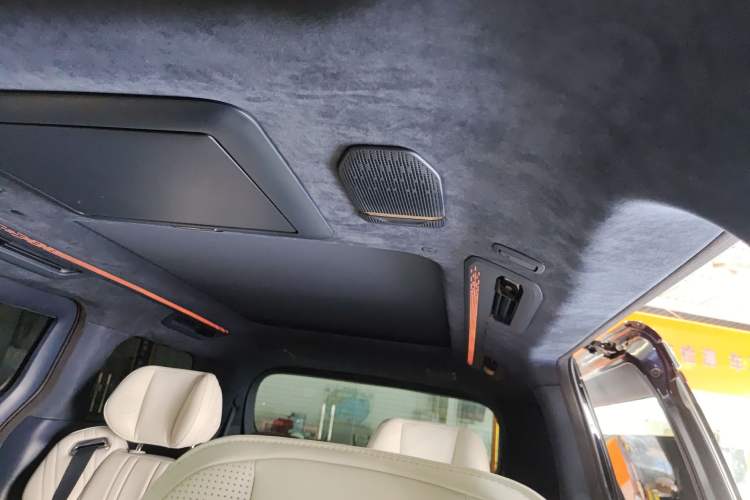 Used Zeekr 009 2022 ME Edition Headliner