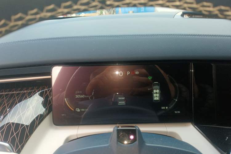 Used Zeekr 009 2022 WE Edition Instrument Cluster