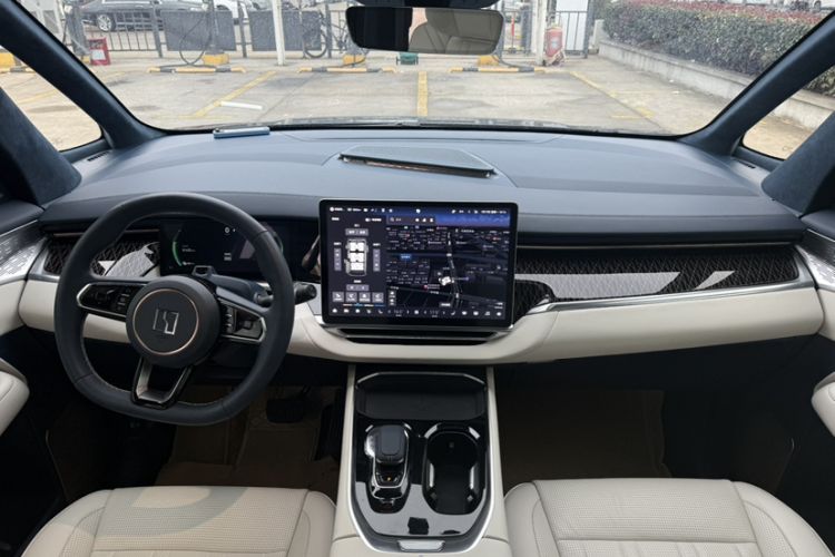 Used Zeekr 009 2022 WE Edition Interior 2