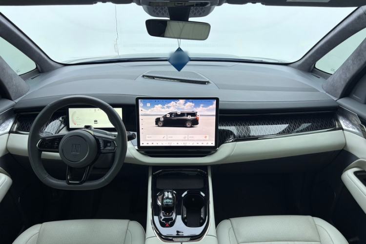 Used Zeekr 009 2022 WE Edition Interior 8