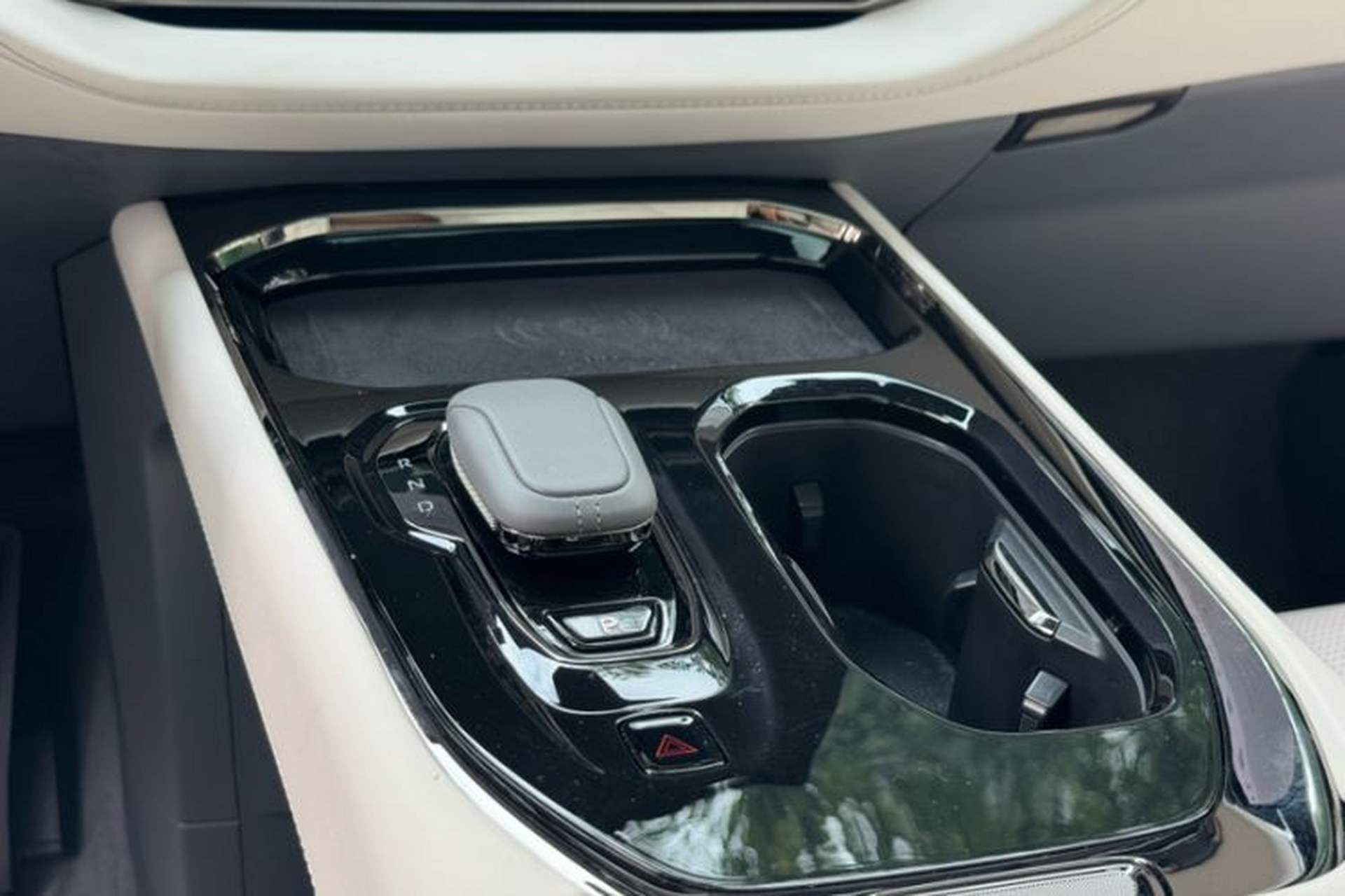 Used Zeekr 009 2022 WE Edition Interior 9