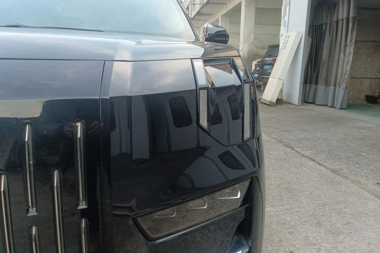 Used Zeekr 009 2022 WE Edition Left Front Headlight