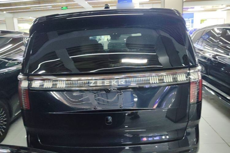 Used Zeekr 009 2022 WE Edition Rear