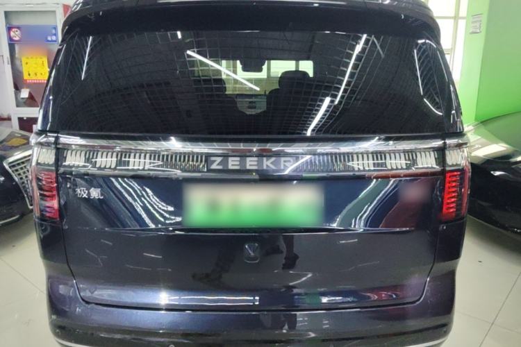Used Zeekr 009 2022 WE Edition Rear