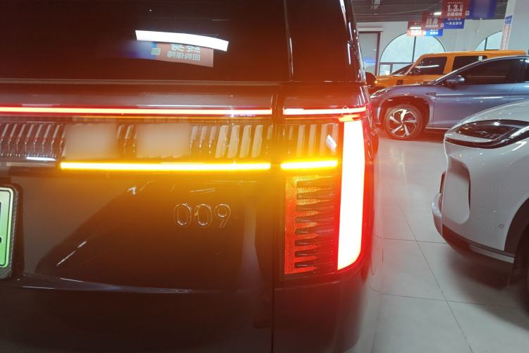 Used Zeekr 009 2022 WE Edition Right Rear Taillight