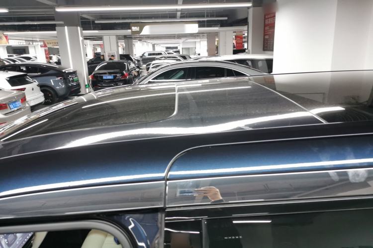 Used Zeekr 009 2022 WE Edition Roof