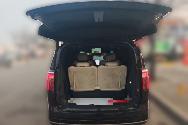 Used Zeekr 009 2022 WE Edition Trunk