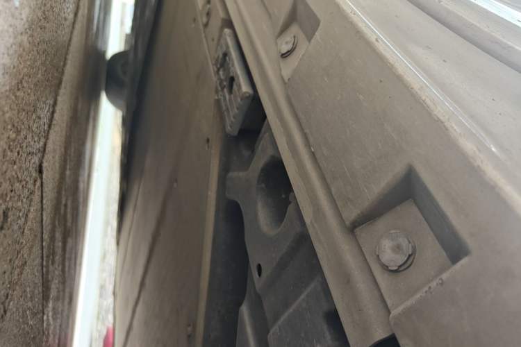 Used Zeekr 009 2022 WE Edition Chassis Rear Left