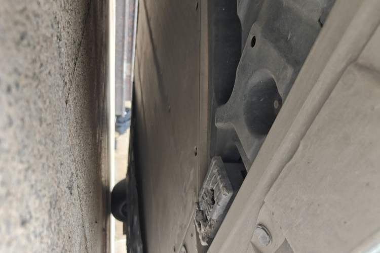 Used Zeekr 009 2022 WE Edition Chassis Rear Right