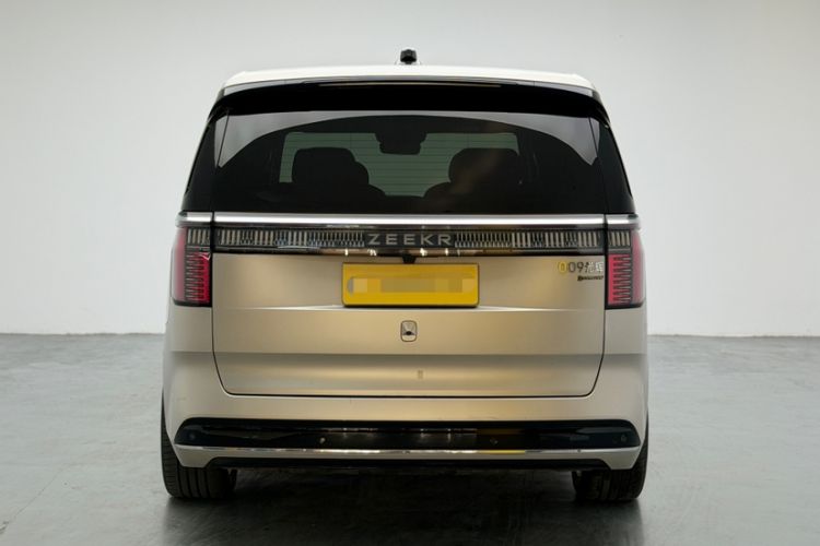 Used Zeekr 009 2022 WE Edition Exterior 2