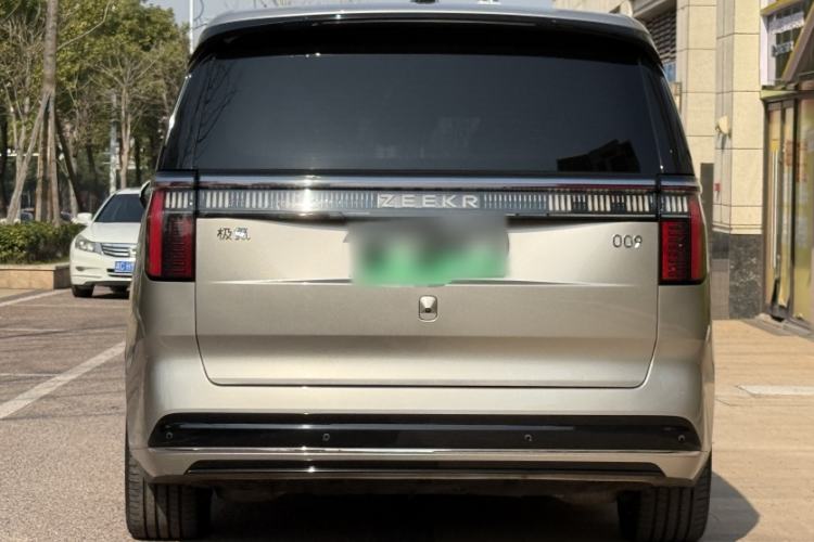 Used Zeekr 009 2022 WE Edition Exterior 3