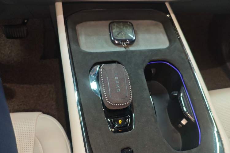 Used Zeekr 009 2022 Revised Model ME Edition Gear Lever