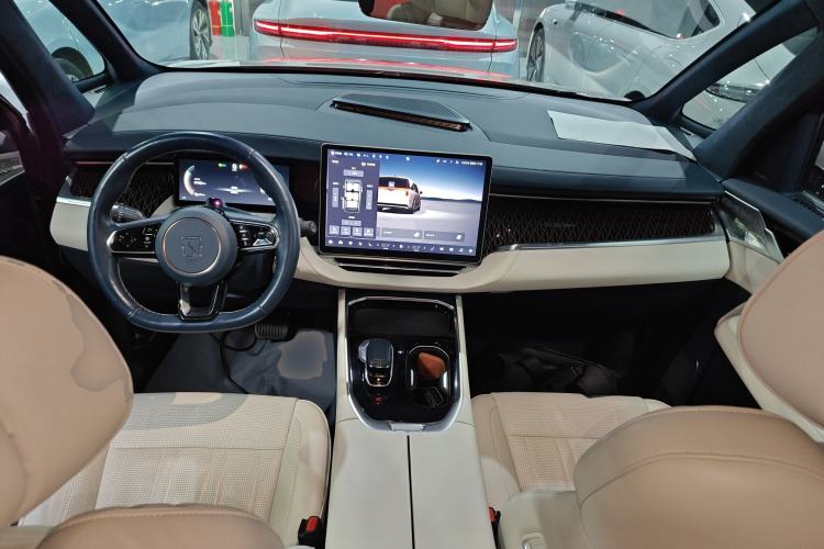 Used Zeekr 009 2022 WE Edition Interior 2