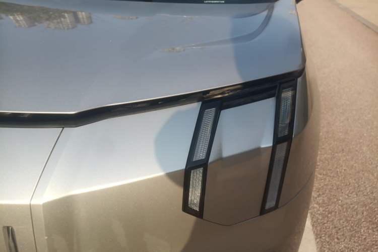 Used Zeekr 009 2022 WE Edition Left Front Headlight