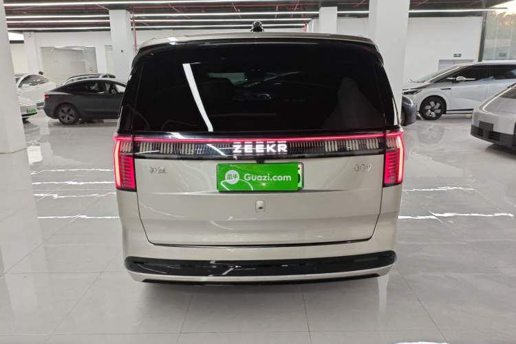 Used Zeekr 009 2022 Revised Model ME Edition Rear
