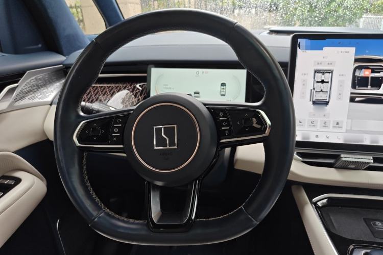 Used Zeekr 009 2022 WE Edition Steering Wheel
