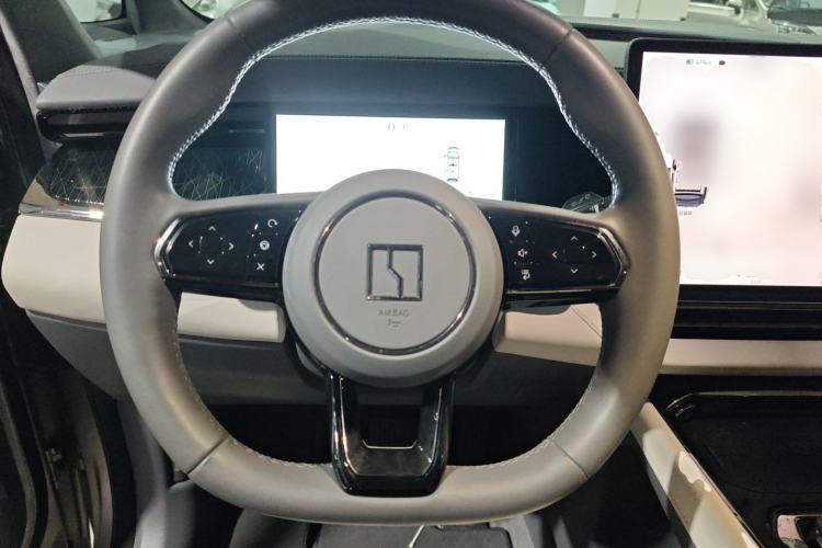 Used Zeekr 009 2022 WE Edition Steering Wheel