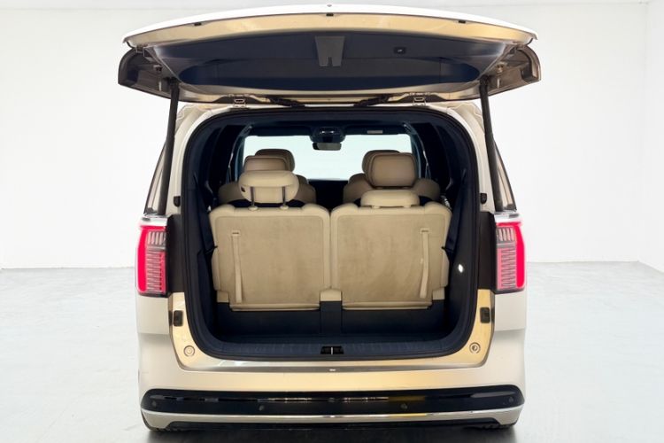 Used Zeekr 009 2022 WE Edition Trunk