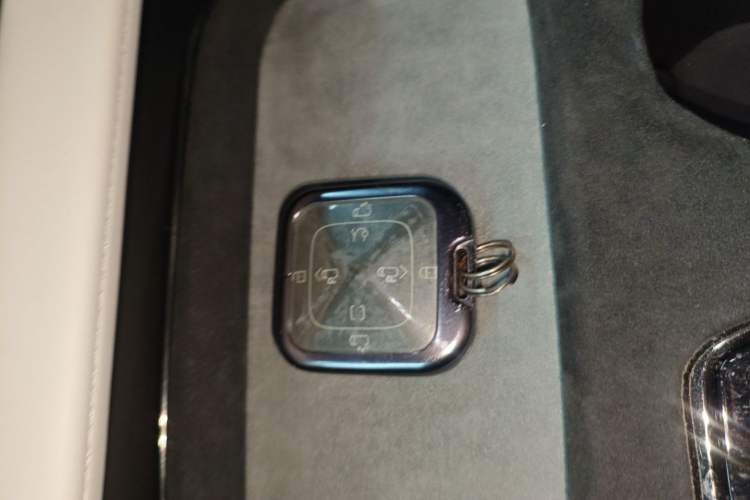 Used Zeekr 009 2022 Revised Model ME Edition Vehicle Key