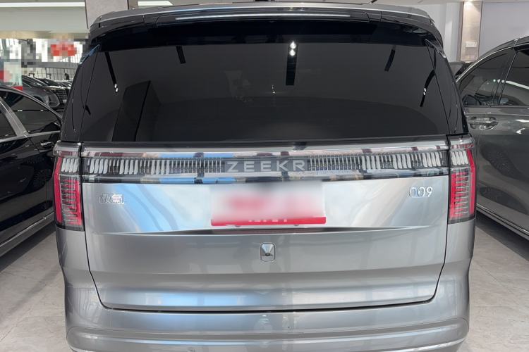 Used Zeekr 009 2022 WE Edition Exterior 6