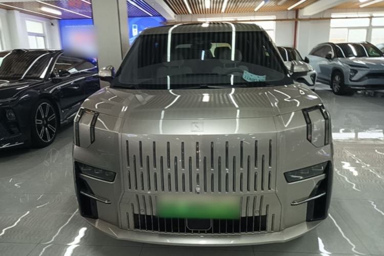 Used Zeekr 009 2022 WE Edition Front