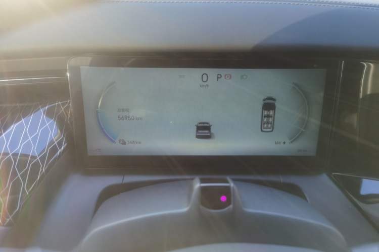 Used Zeekr 009 2022 WE Edition Instrument Cluster