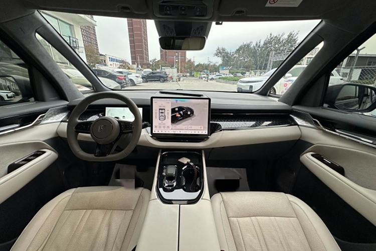 Used Zeekr 009 2022 WE Edition Interior 2