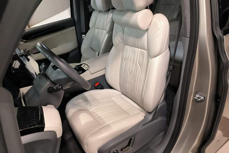 Used Zeekr 009 2022 ME Edition Left Front Seat
