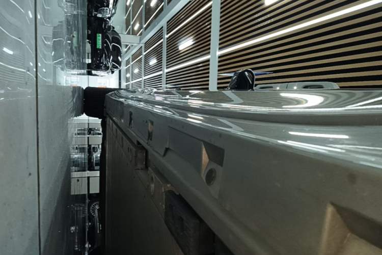Used Zeekr 009 2022 WE Edition Left Side Sill