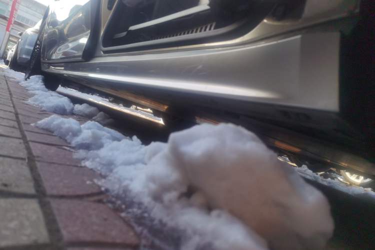 Used Zeekr 009 2022 WE Edition Left Side Sill