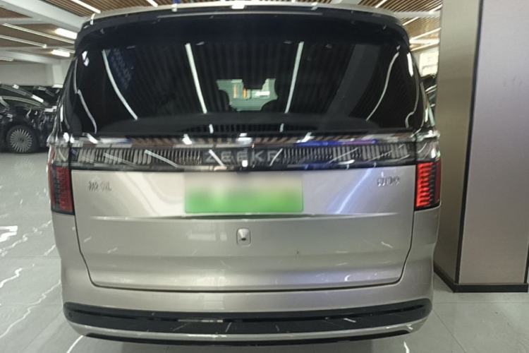Used Zeekr 009 2022 WE Edition Rear