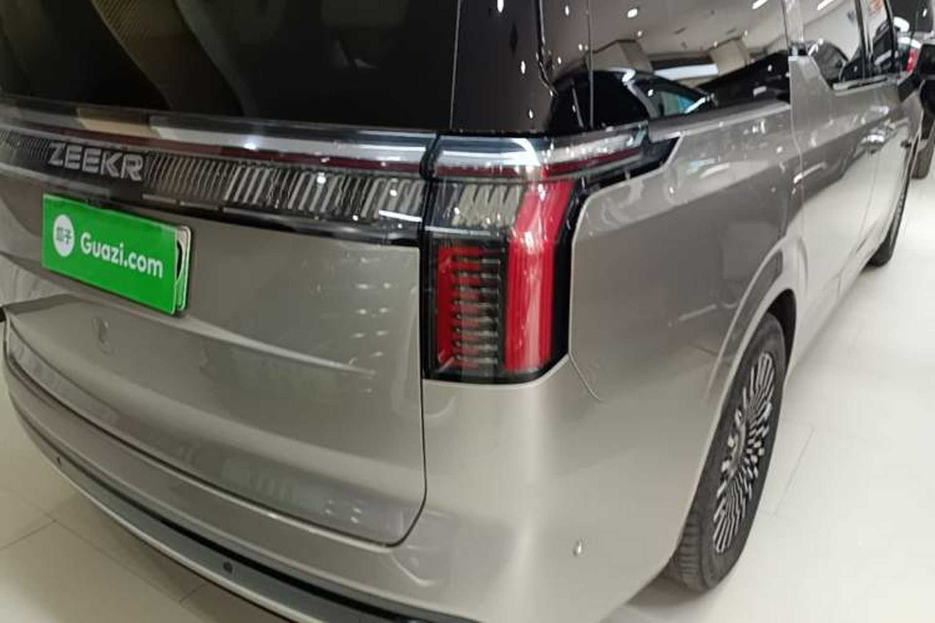 Used Zeekr 009 2022 ME Edition Right Rear Taillight