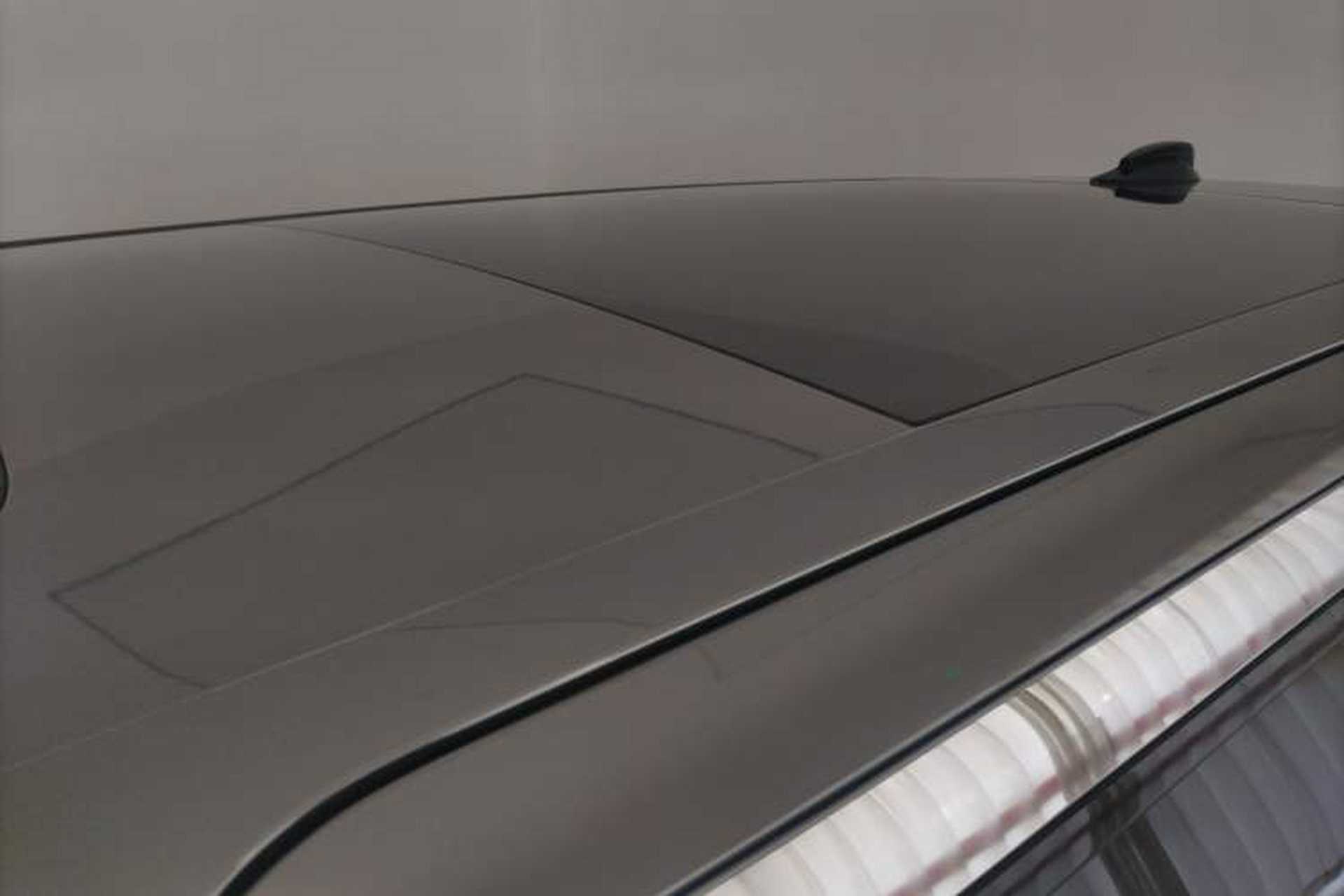 Used Zeekr 009 2022 WE Edition Roof