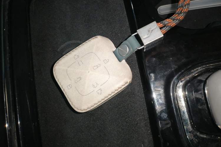 Used Zeekr 009 2022 WE Edition Vehicle Key