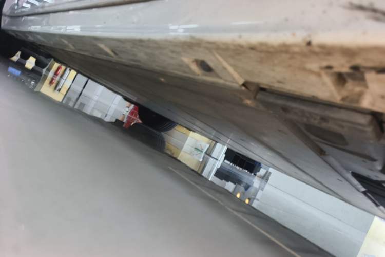 Used Zeekr 009 2022 WE Edition Chassis Front Right