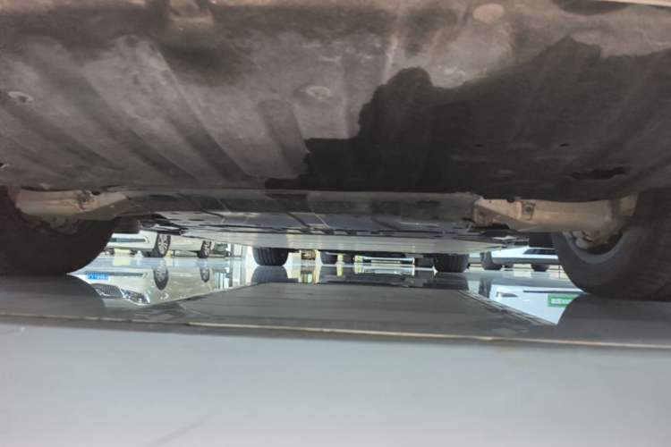 Used Zeekr 009 2022 WE Edition Chassis Rear