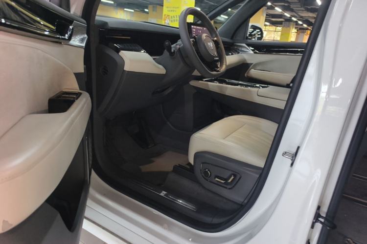 Used Zeekr 009 2022 WE Edition Driver Seat
