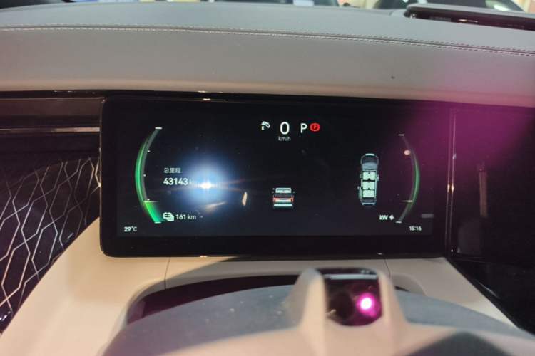 Used Zeekr 009 2022 WE Edition Instrument Cluster